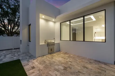 10 Coconut Road Delray Beach FL 33444