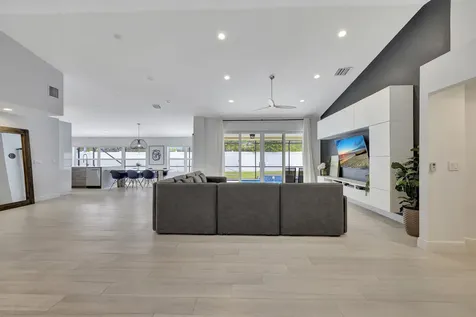 9567 Lake Serena Drive Boca Raton FL 33496