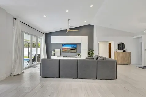 9567 Lake Serena Drive Boca Raton FL 33496