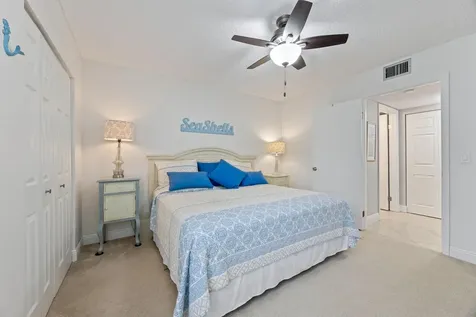7649 Tahiti Lane Lake Worth FL 33467