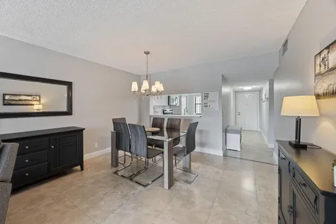 7649 Tahiti Lane Lake Worth FL 33467