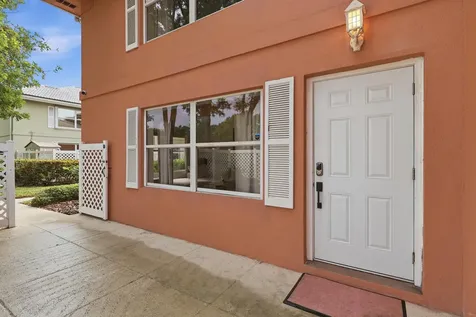 1934 Stratford Way West Palm Beach FL 33409