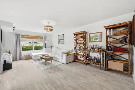 1934 Stratford Way West Palm Beach FL 33409