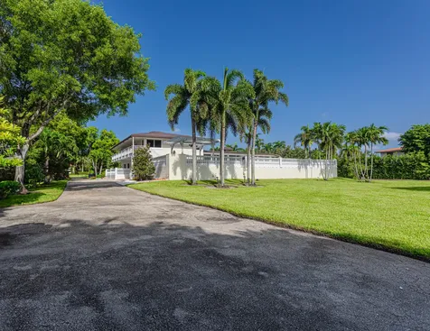 875 Nw 120th Avenue Plantation FL 33325
