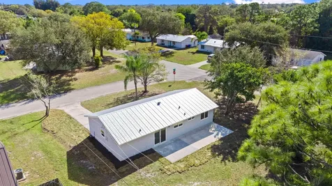 2075 7th Court Vero Beach FL 32962