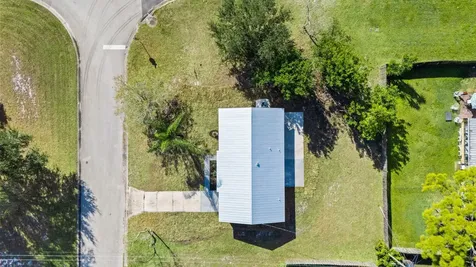 2075 7th Court Vero Beach FL 32962