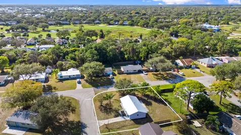 2075 7th Court Vero Beach FL 32962