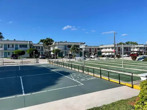 2880 Lake Osborne Drive Lake Worth Beach FL 33461