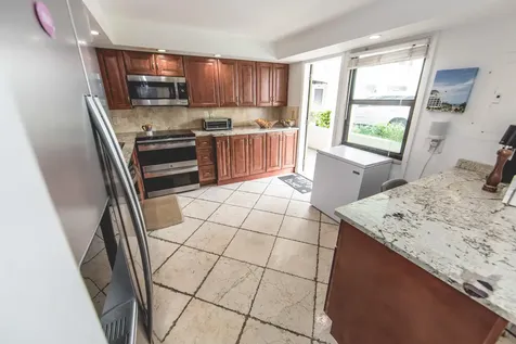 501 SW 11th Place Boca Raton FL 33432