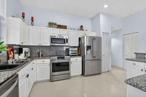 10058 Umberland Place Boca Raton FL 33428