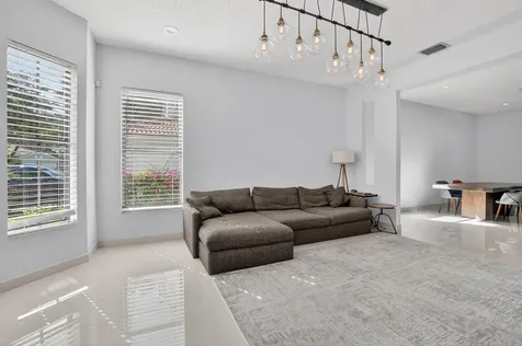 10058 Umberland Place Boca Raton FL 33428