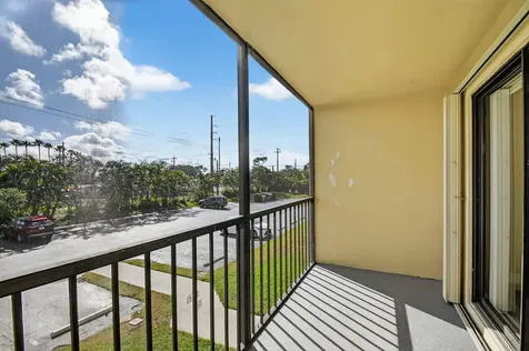 719 Sunny Pine Way Greenacres FL 33415