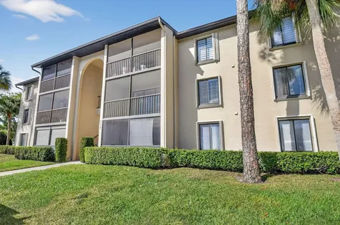 719 Sunny Pine Way Greenacres FL 33415