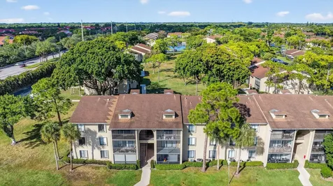 719 Sunny Pine Way Greenacres FL 33415