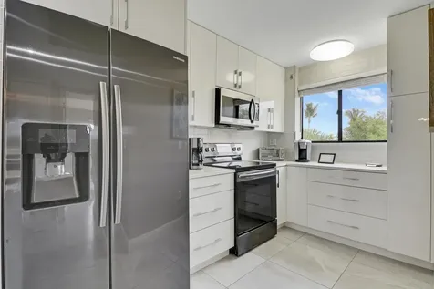 360 Bella Vista Court Jupiter FL 33477