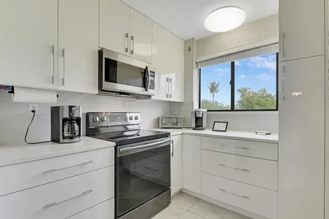 360 Bella Vista Court Jupiter FL 33477