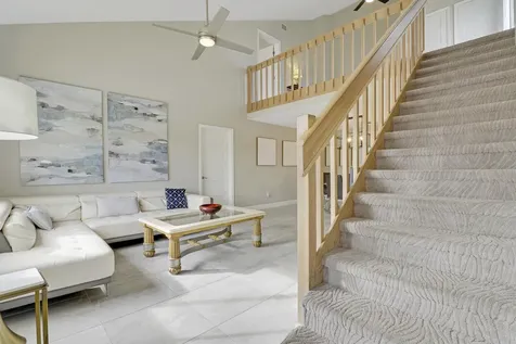 360 Bella Vista Court Jupiter FL 33477