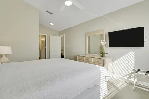 360 Bella Vista Court Jupiter FL 33477