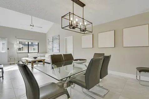 360 Bella Vista Court Jupiter FL 33477