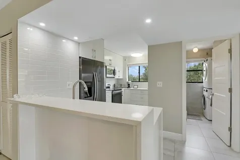 360 Bella Vista Court Jupiter FL 33477