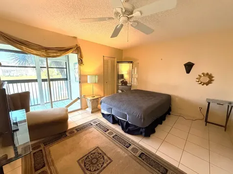 6585 Kensington Lane Delray Beach FL 33446