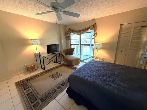 6585 Kensington Lane Delray Beach FL 33446