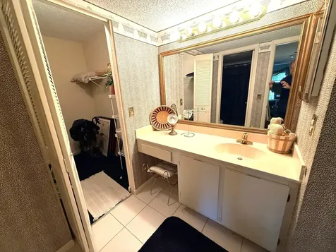 6585 Kensington Lane Delray Beach FL 33446