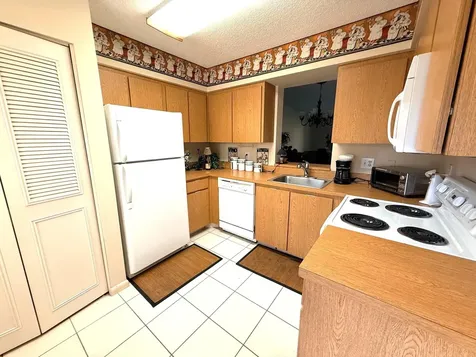 6585 Kensington Lane Delray Beach FL 33446