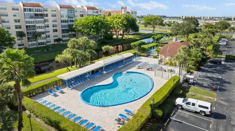 6585 Kensington Lane Delray Beach FL 33446