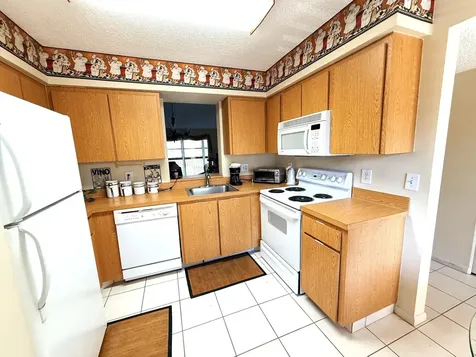 6585 Kensington Lane Delray Beach FL 33446
