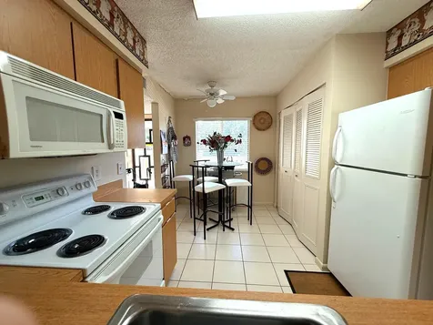6585 Kensington Lane Delray Beach FL 33446