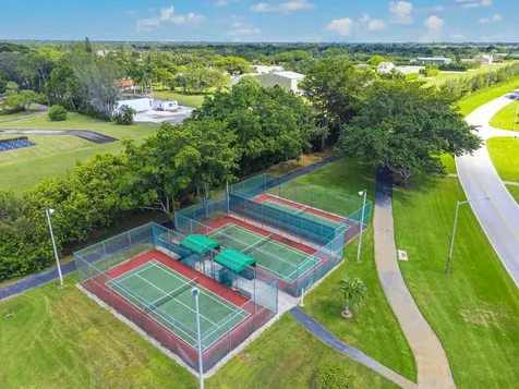 6585 Kensington Lane Delray Beach FL 33446