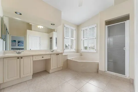 6092 Indian Forest Circle Lake Worth FL 33463