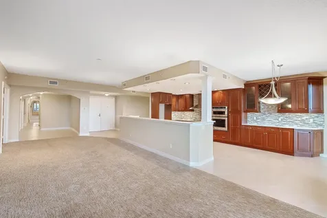 700 Ocean Royale Juno Beach FL 33408