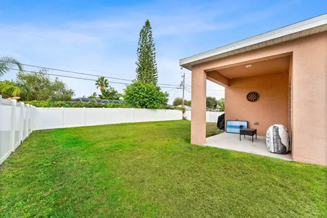 1858 Sw Lennox Street Port Saint Lucie FL 34953