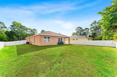 1858 Sw Lennox Street Port Saint Lucie FL 34953