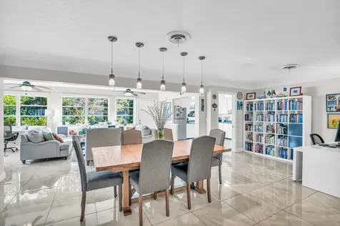 1290 Sw 8th Street Boca Raton FL 33486