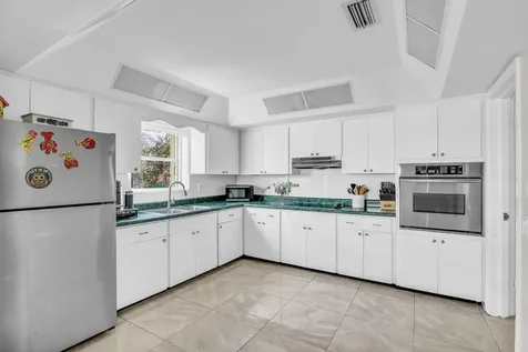 1290 Sw 8th Street Boca Raton FL 33486