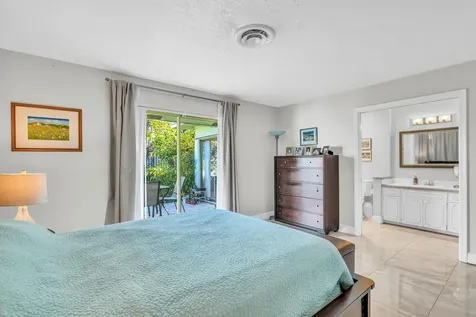 1290 Sw 8th Street Boca Raton FL 33486