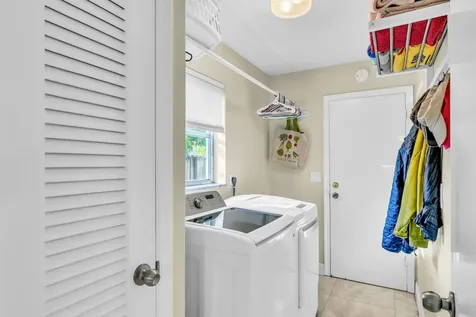 1290 Sw 8th Street Boca Raton FL 33486