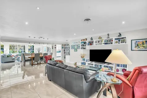 1290 Sw 8th Street Boca Raton FL 33486