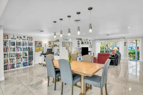 1290 Sw 8th Street Boca Raton FL 33486