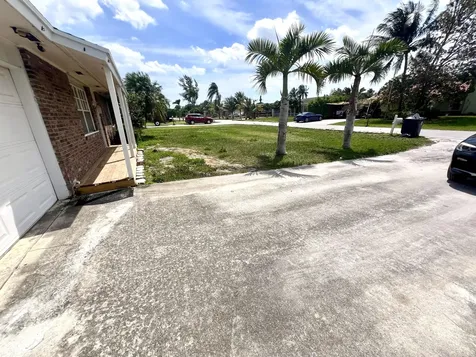 3119 Caribb Way Lake Worth FL 33462