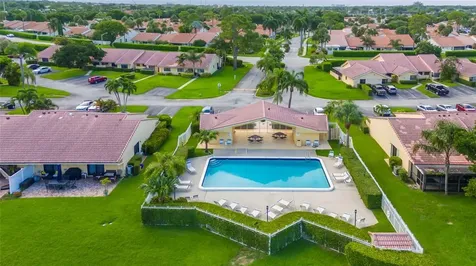 6846 Bridlewood Court Boca Raton FL 33433