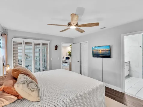 9043 Chatsworth Cascades Boca Raton FL 33434