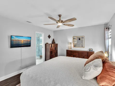 9043 Chatsworth Cascades Boca Raton FL 33434