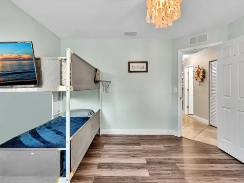 9043 Chatsworth Cascades Boca Raton FL 33434