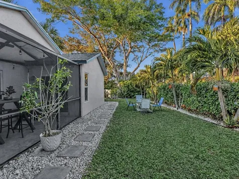 9043 Chatsworth Cascades Boca Raton FL 33434