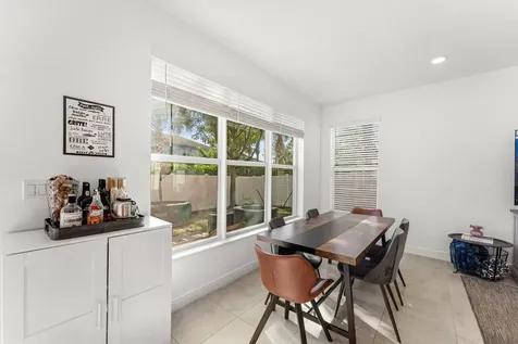 4330 Lago Drive Deerfield Beach FL 33064