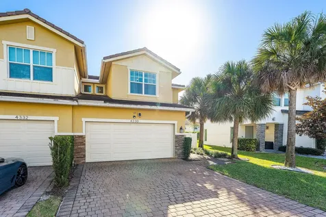 4330 Lago Drive Deerfield Beach FL 33064
